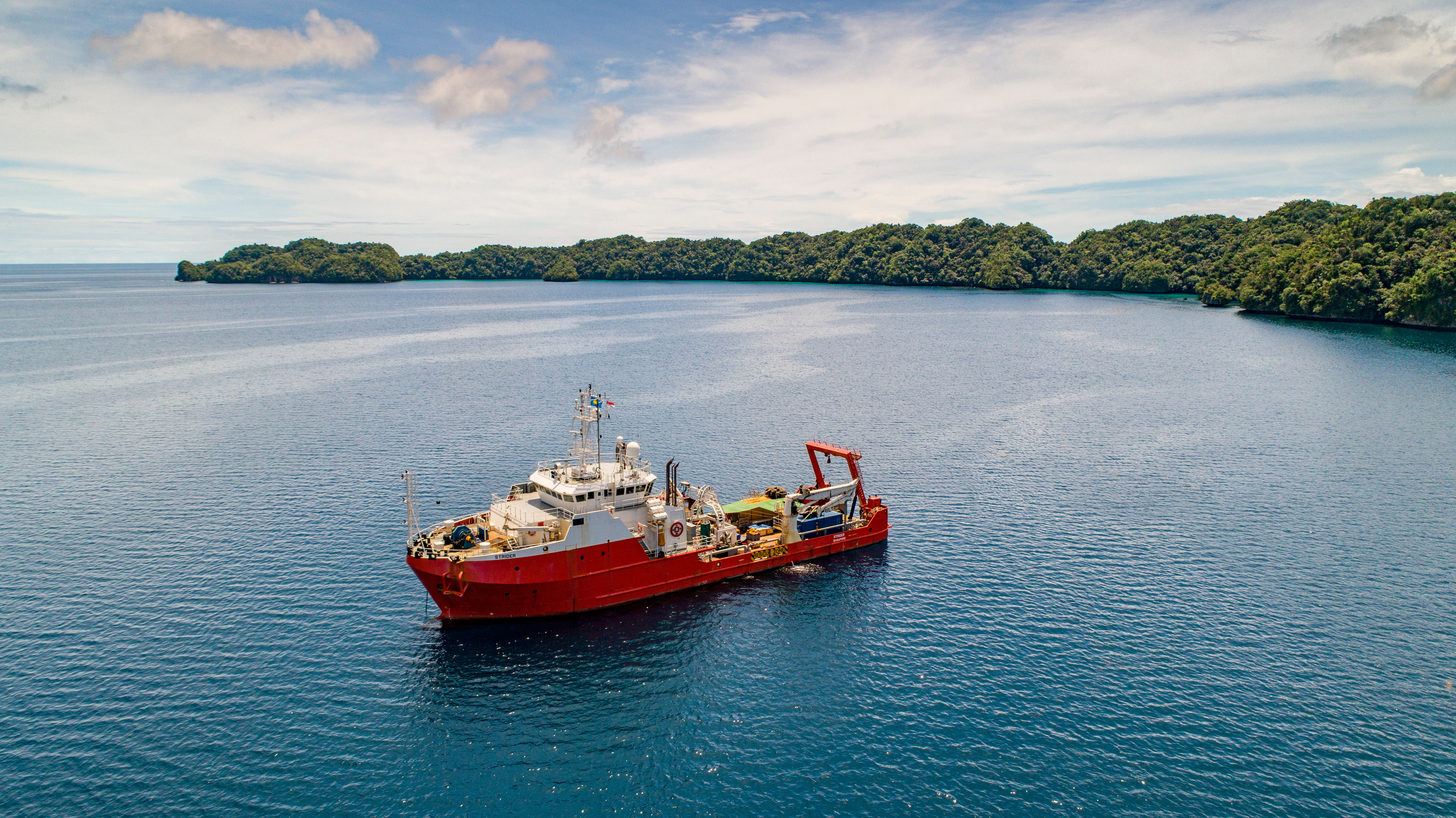 The project cable laying in Palau, June 2022.