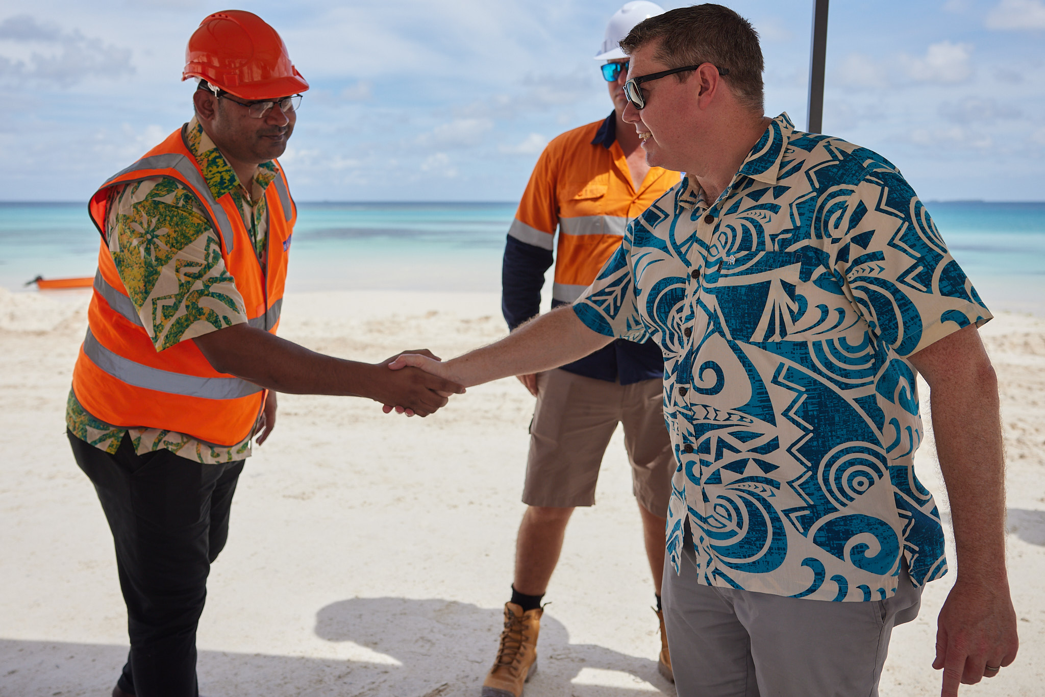 Australia's Minister for International Development and the Pacific the Hon Pat Conroy MP (right) visits Tuvalu to announce the project, August 2023.