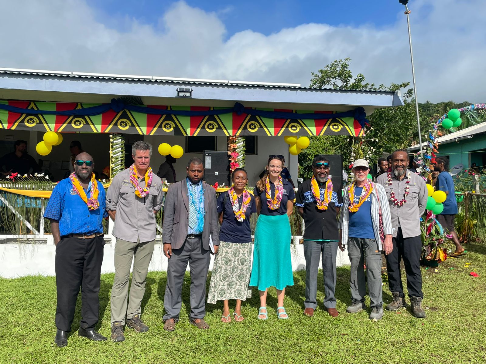 Minister of Health, John Sell Tori Getu and delegation at the Lolopuepue Dispensary solar power installation launch