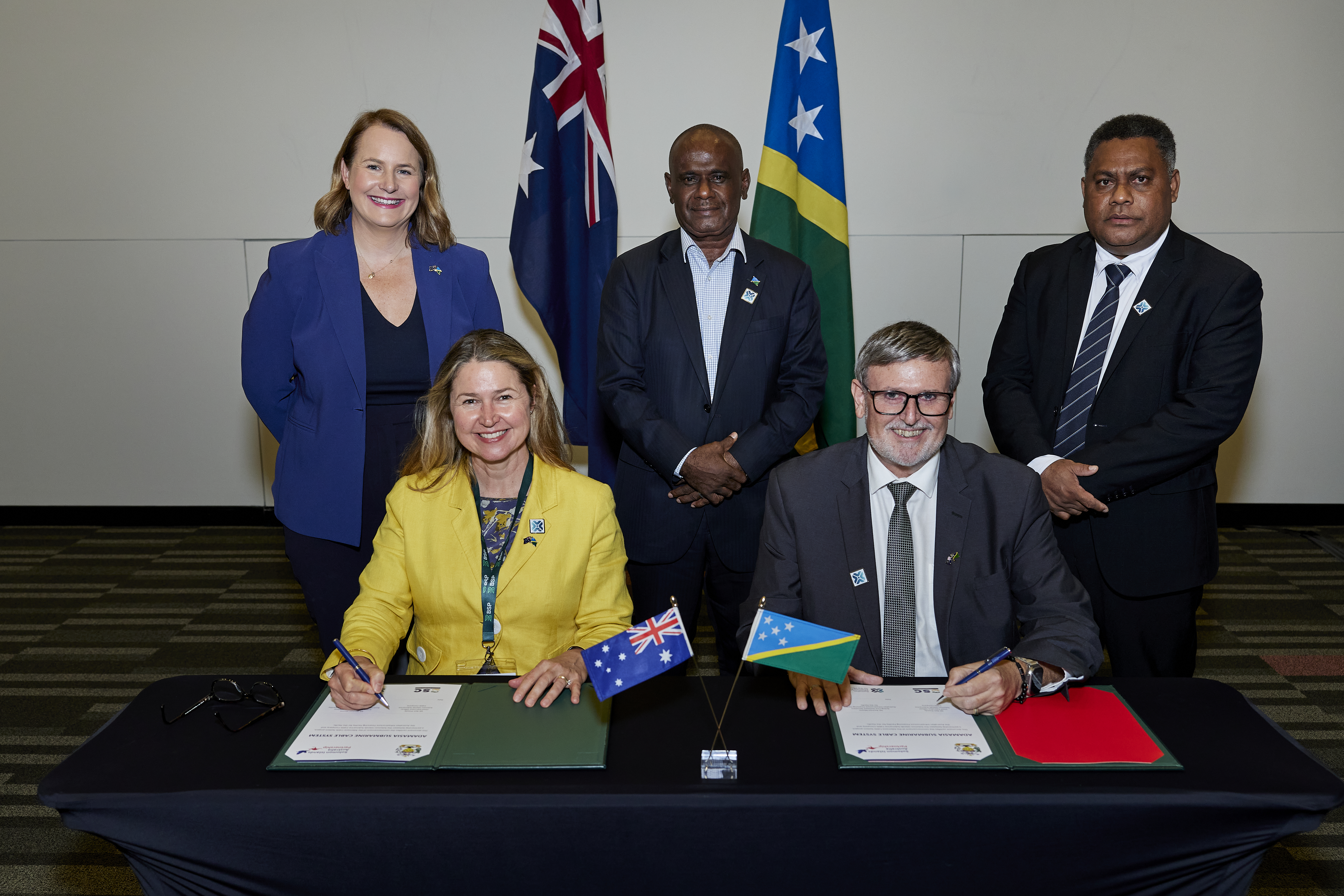 Adamasia Cable Launch - Prime Minister Manele, Minister Ramofafia and Assistant Minister Green witnessing the signatures of CEO SISCC and AIFFP Representative